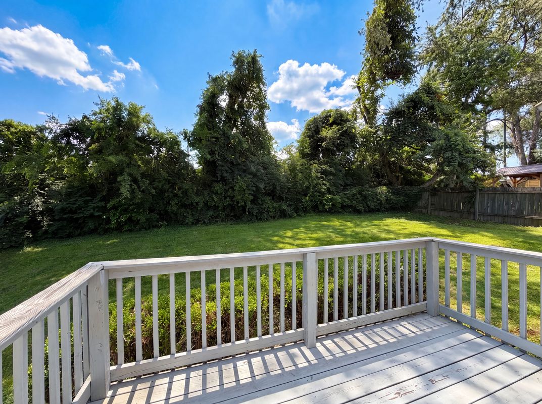 Photo 17 of 18 of 832 Stone Hedge Ct, Old Hickory, TN