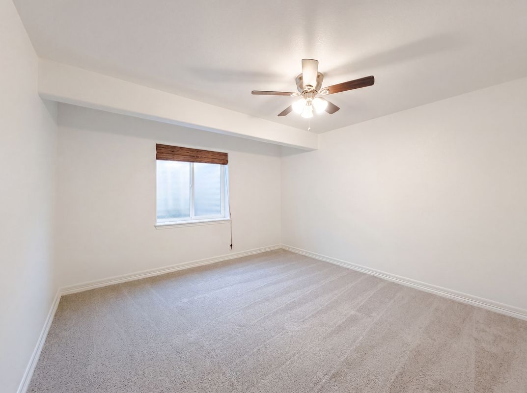 Photo 12 of 47 of 2403 Tabor St, Berthoud, CO