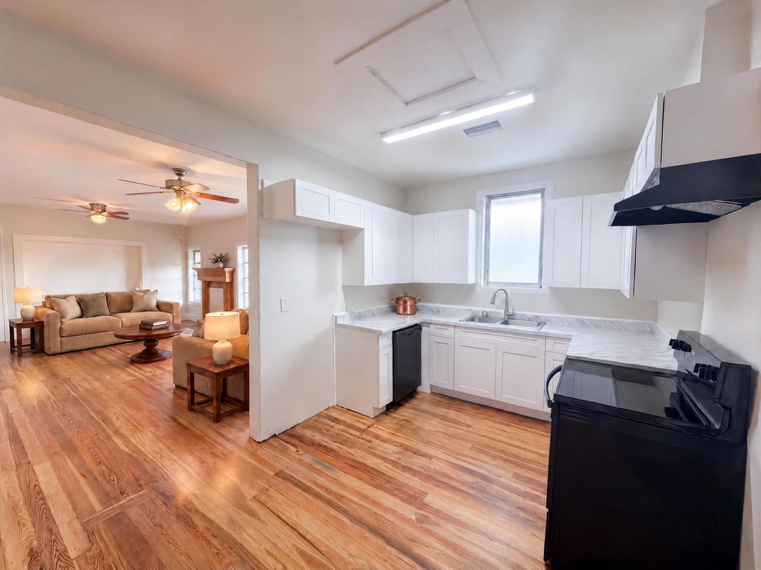 Property photo 2 of 4805 Coronet Rd