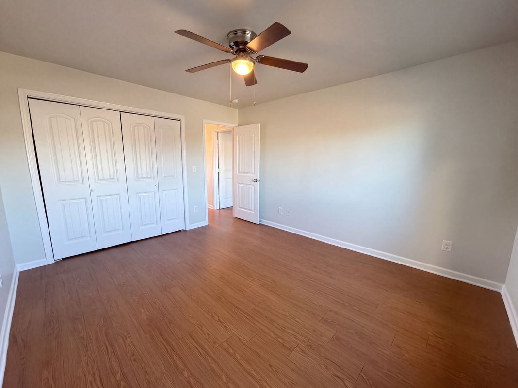 Property photo 3 of 1021 Heritage Dr