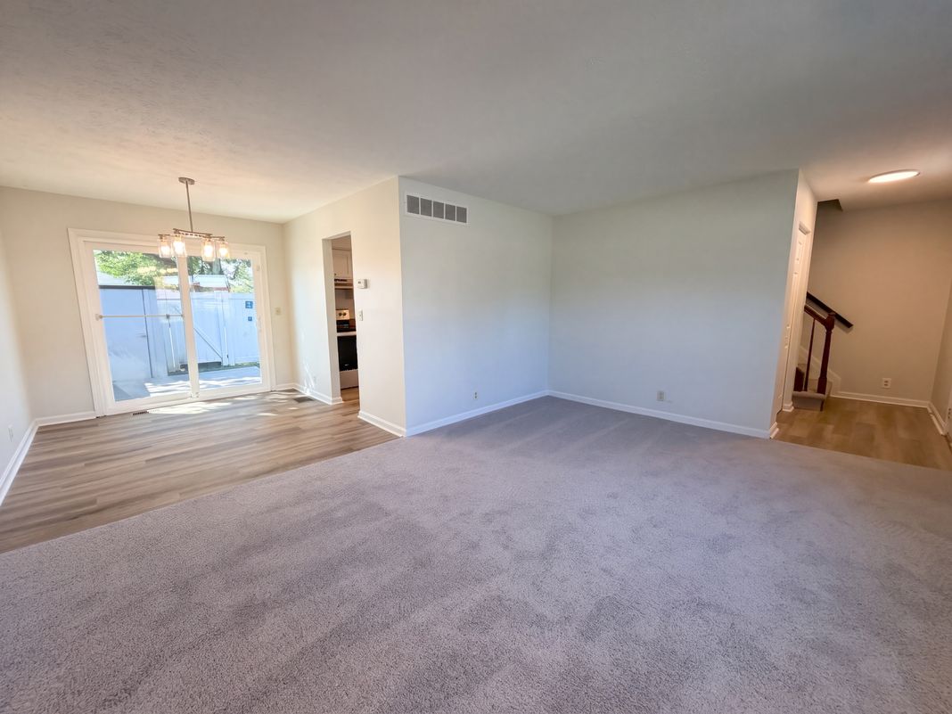 Property photo 3 of 2 Tidewater Trce