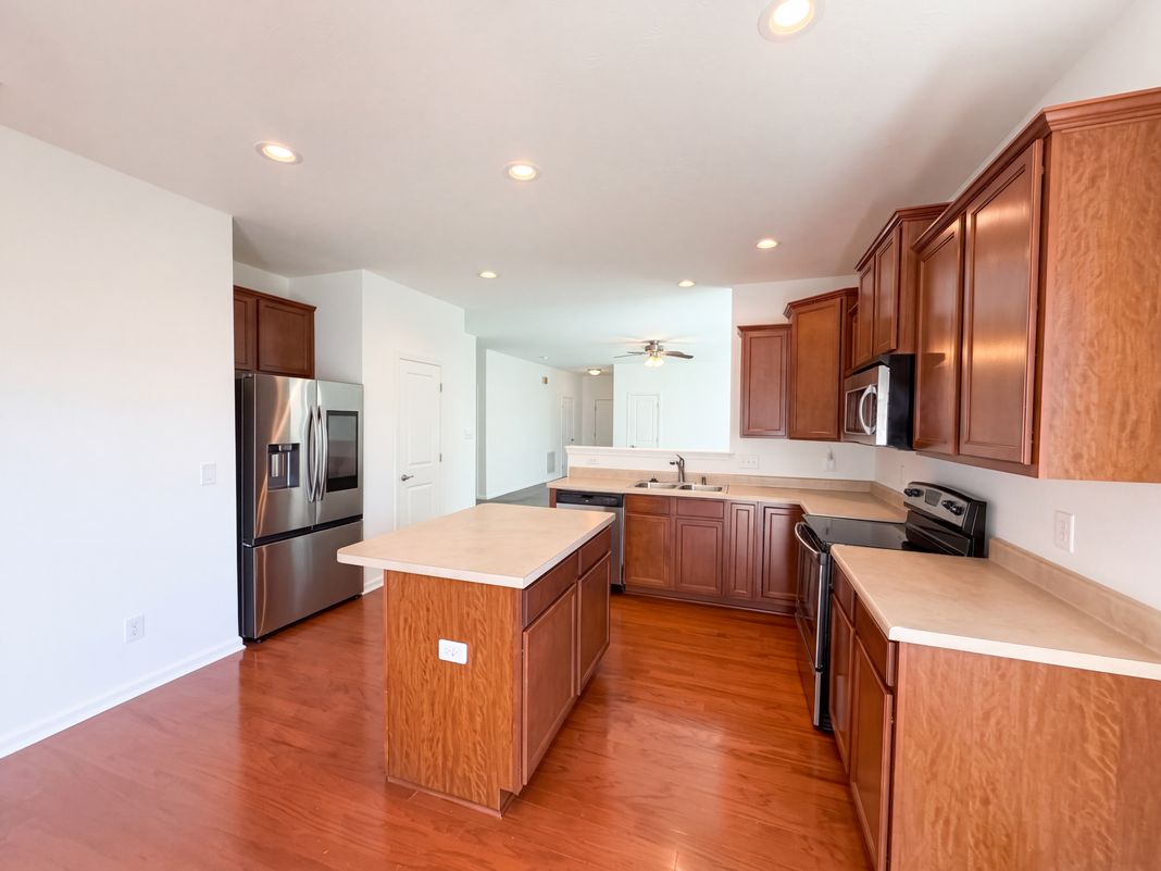 Property photo 2 of 4128 Ballybay Ln