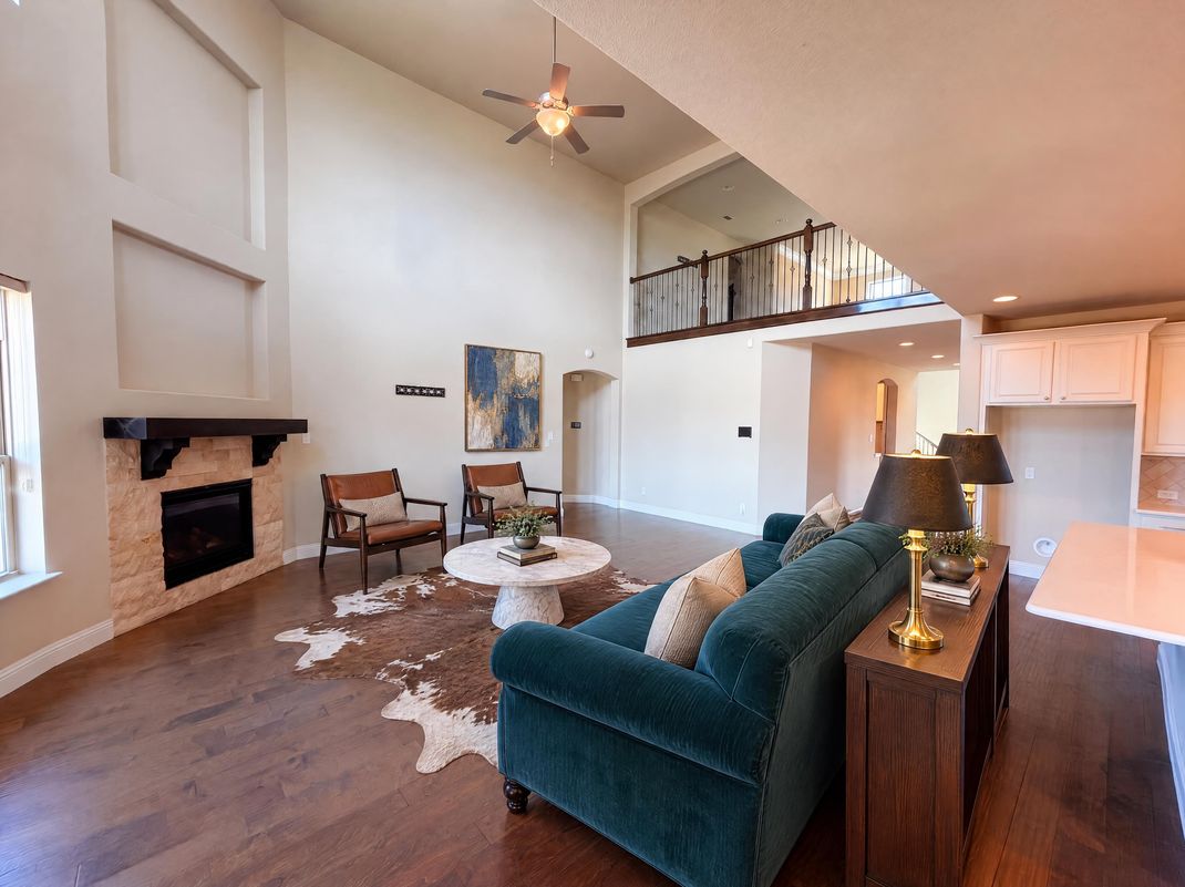 Property photo 3 of 1621 Liberty Way Trl
