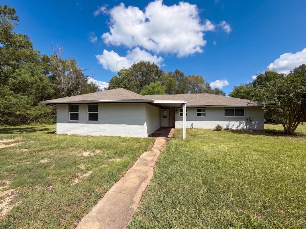 Property photo 1 of 290 Marston Rd