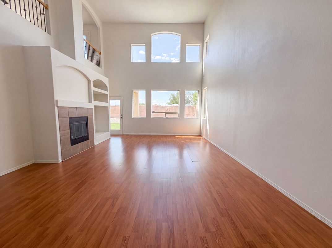 Property photo 3 of 1444 Peppoli Loop SE