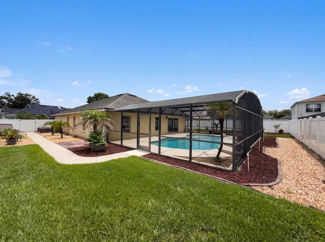 Photo 26 of 31 of 3788 Seminole Dr, Orlando, FL