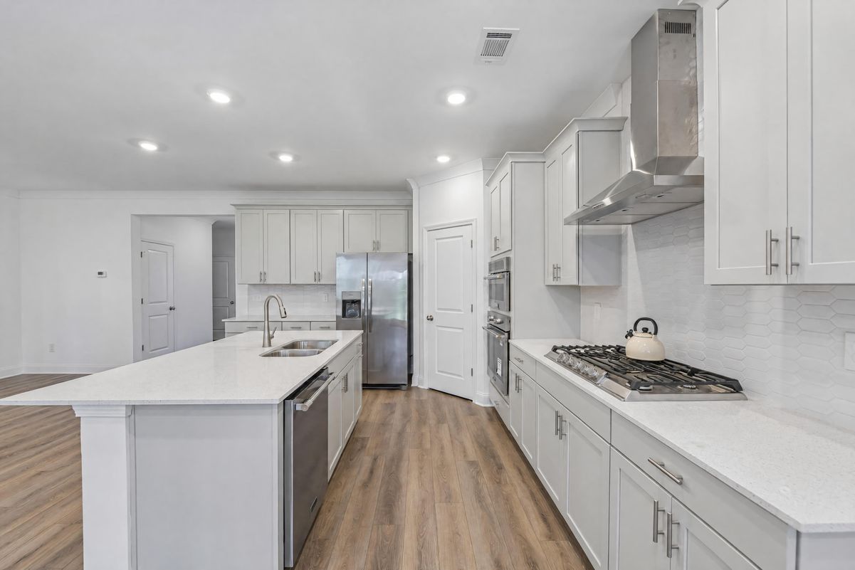 Property photo 2 of 228 Flat Shoal Dr