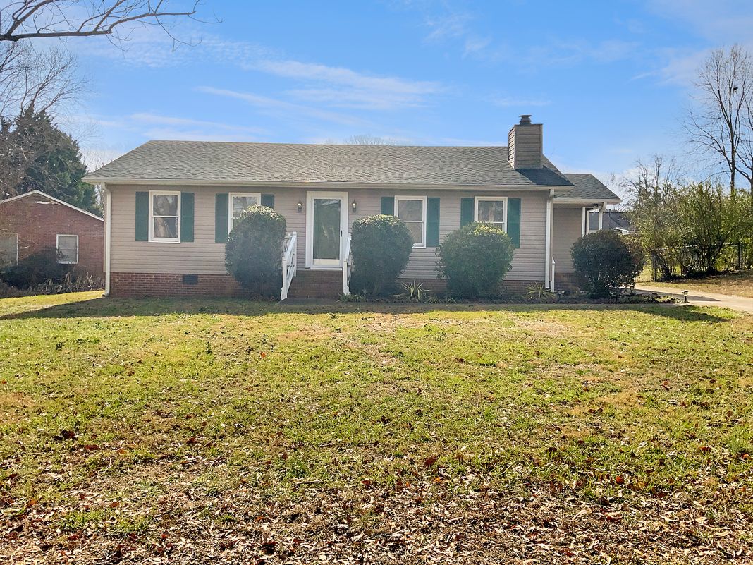 Property photo 1 of 3 Timber Creek Ct