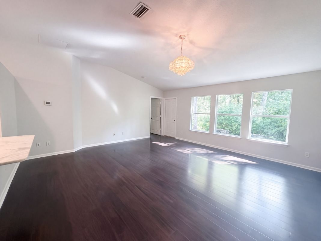 Property photo 2 of 4814 Dale Ct