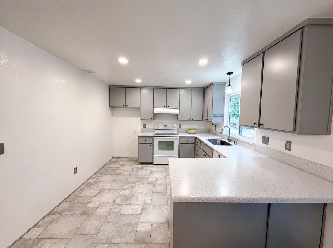 Property photo 2 of 862 Grice Ln