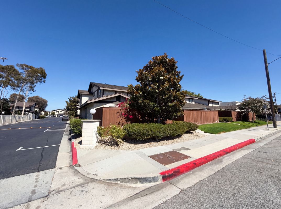 Photo 27 of 30 of 22432 S Vermont Ave, Torrance, CA
