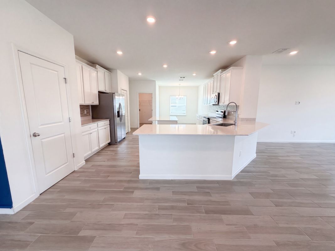 Property photo 2 of 7233 Calamint Ave