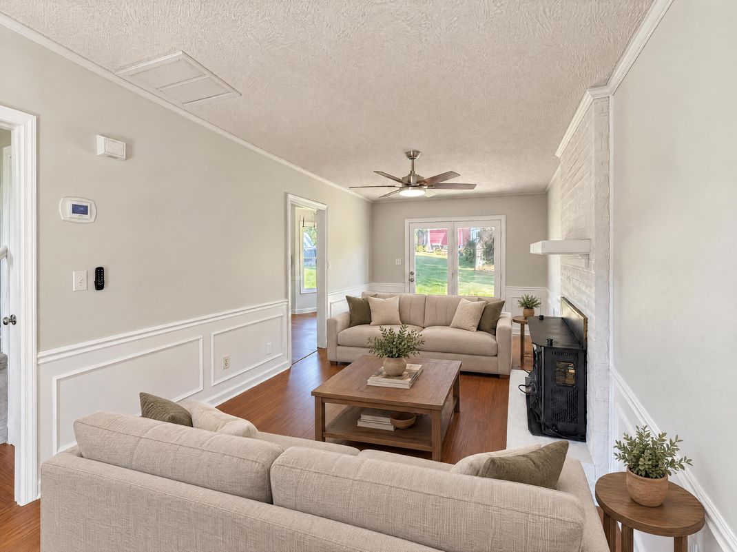 Property photo 3 of 1608 Bishop Ct