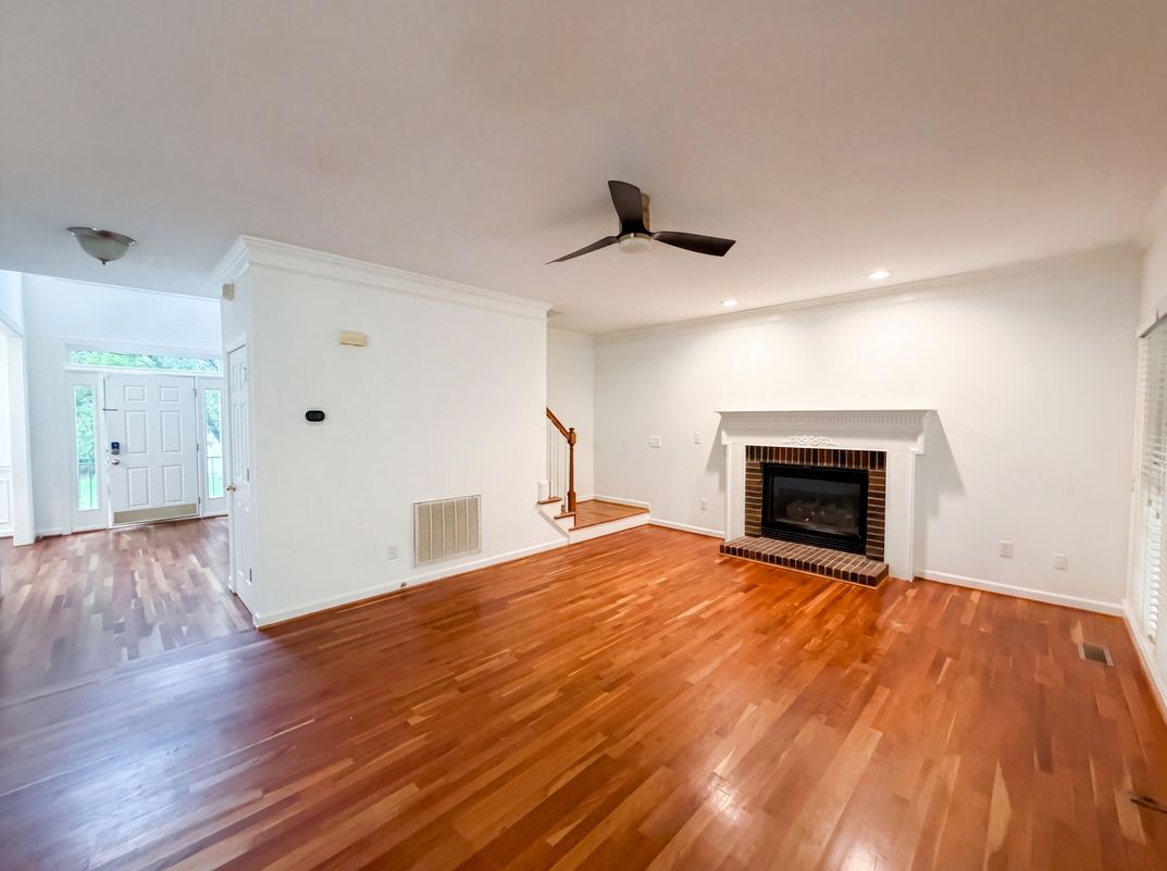 Property photo 3 of 12341 Willingdon Rd