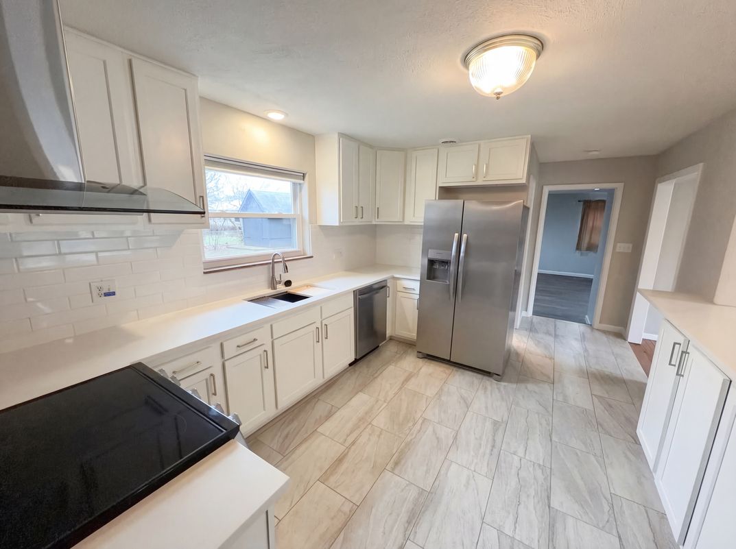 Property photo 2 of 10209 Broadway St