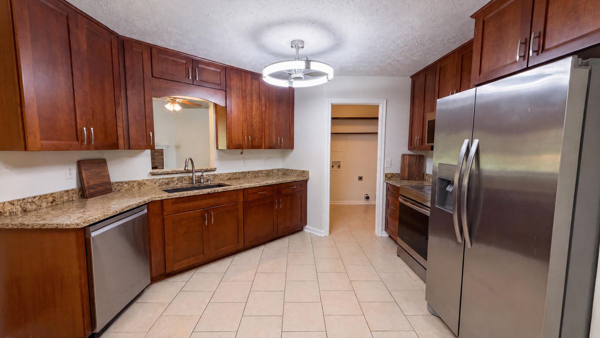 Property photo 2 of 567 Deadwood Trl