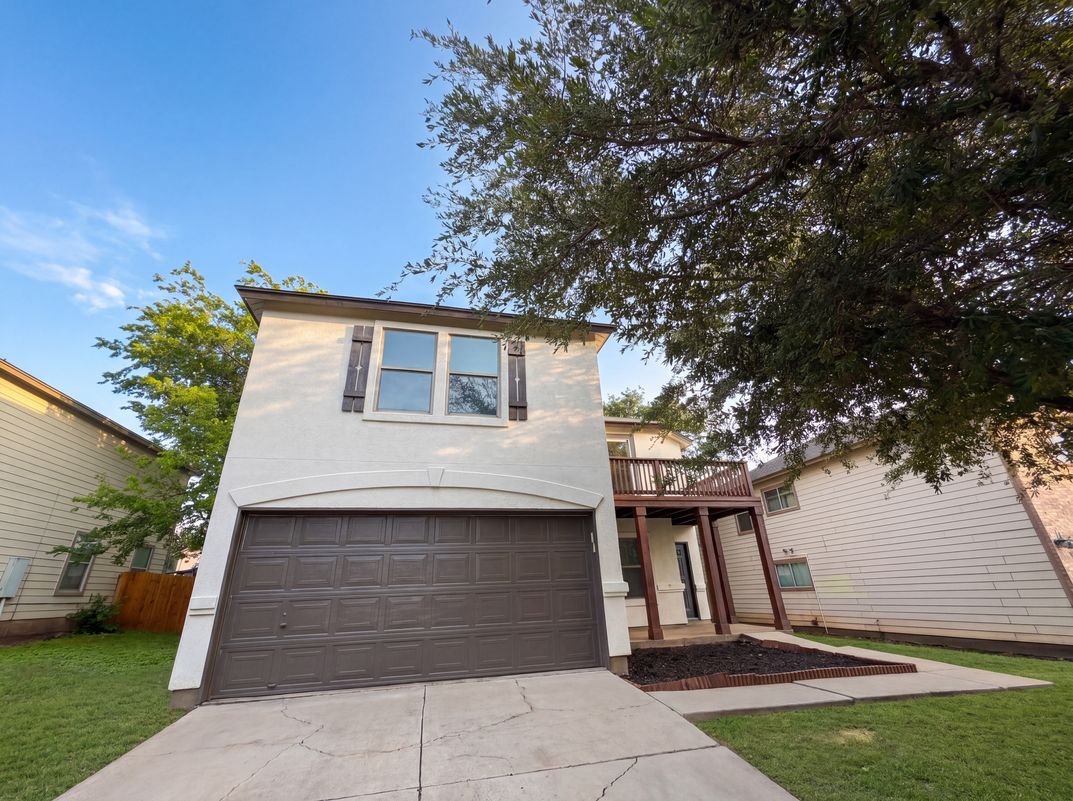 Photo 7 of 20 of 5406 S Hearsey Dr, Austin, TX