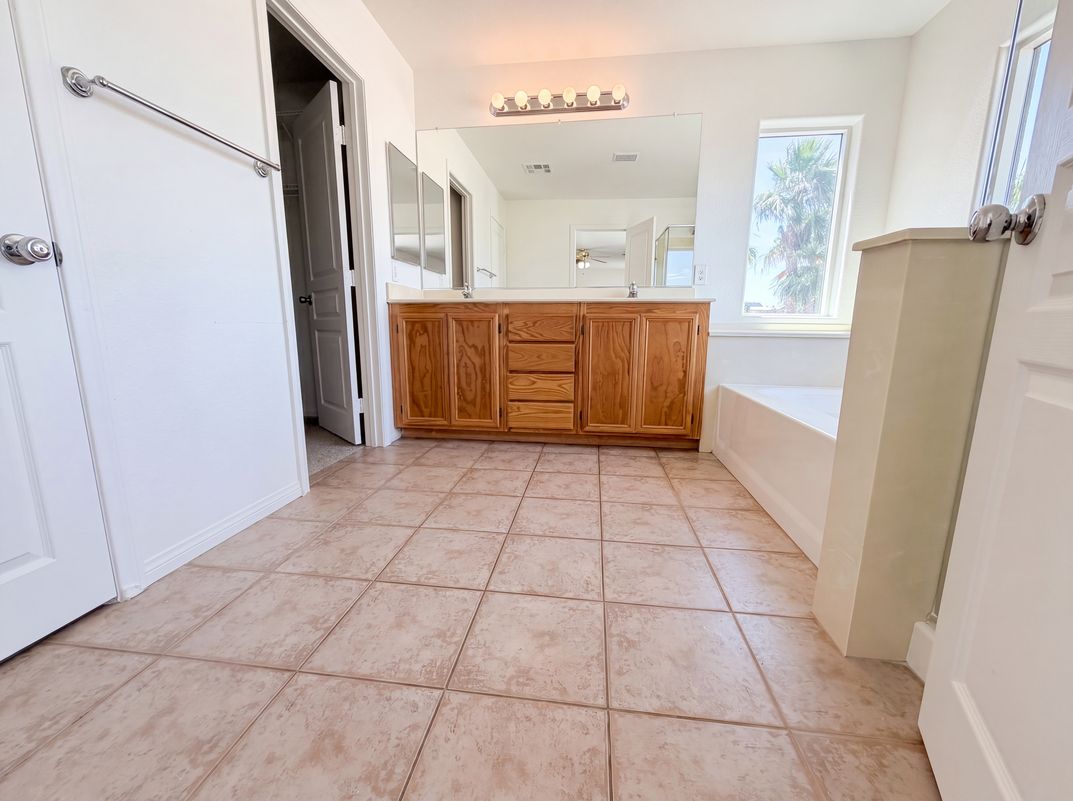 Photo 21 of 61 of 4220 Iris Pearl Ave, North Las Vegas, NV
