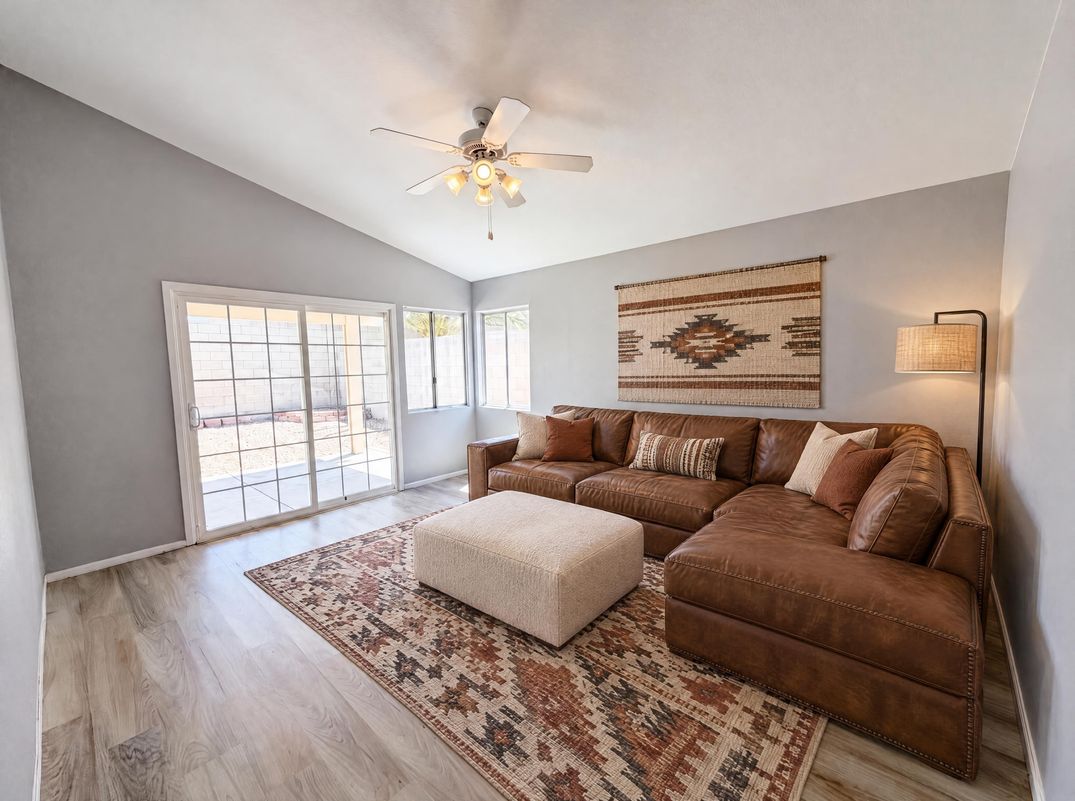 Property photo 3 of 9121 Indian Breeze Dr