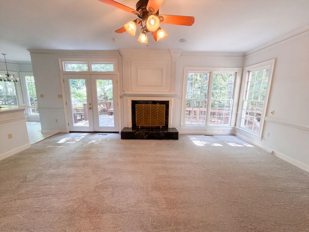 Property photo 3 of 5806 Fox Briar Way