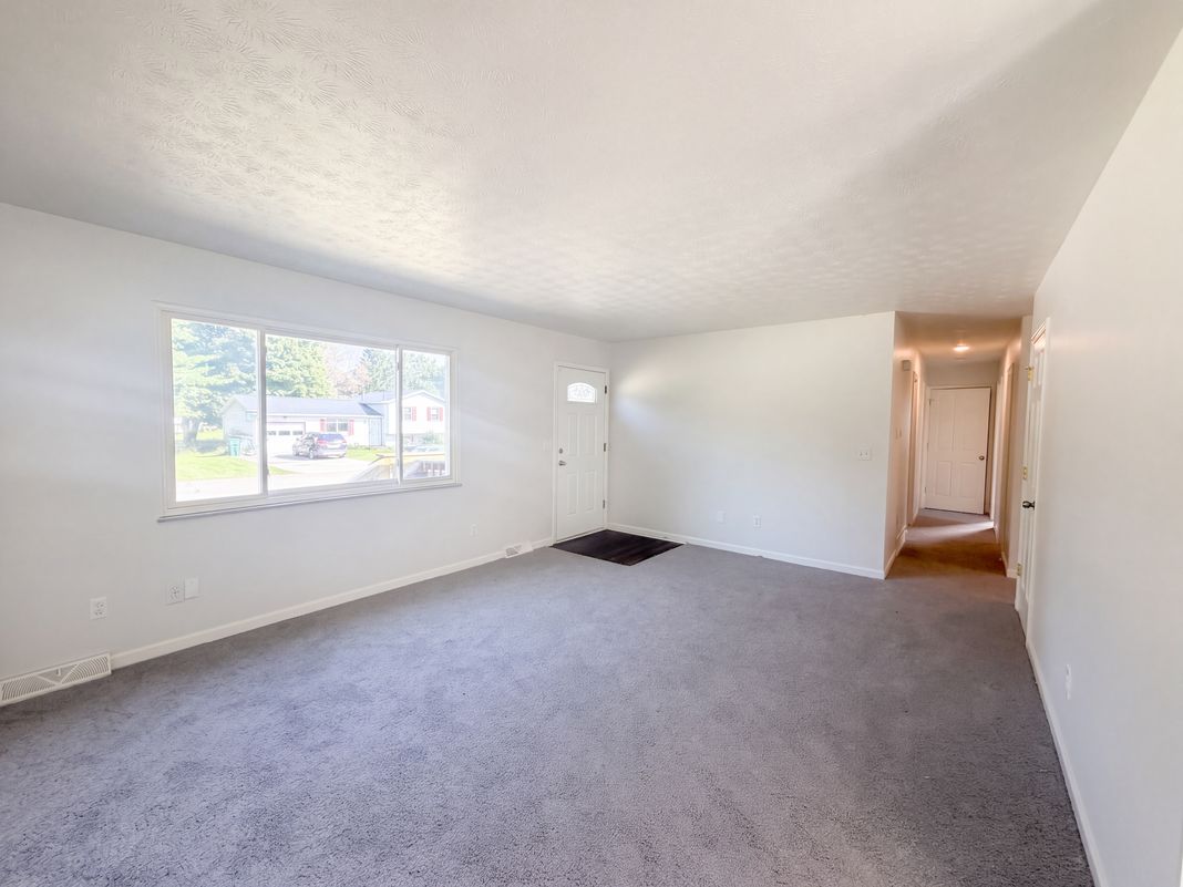 Property photo 3 of 583 Derby Downs Rd