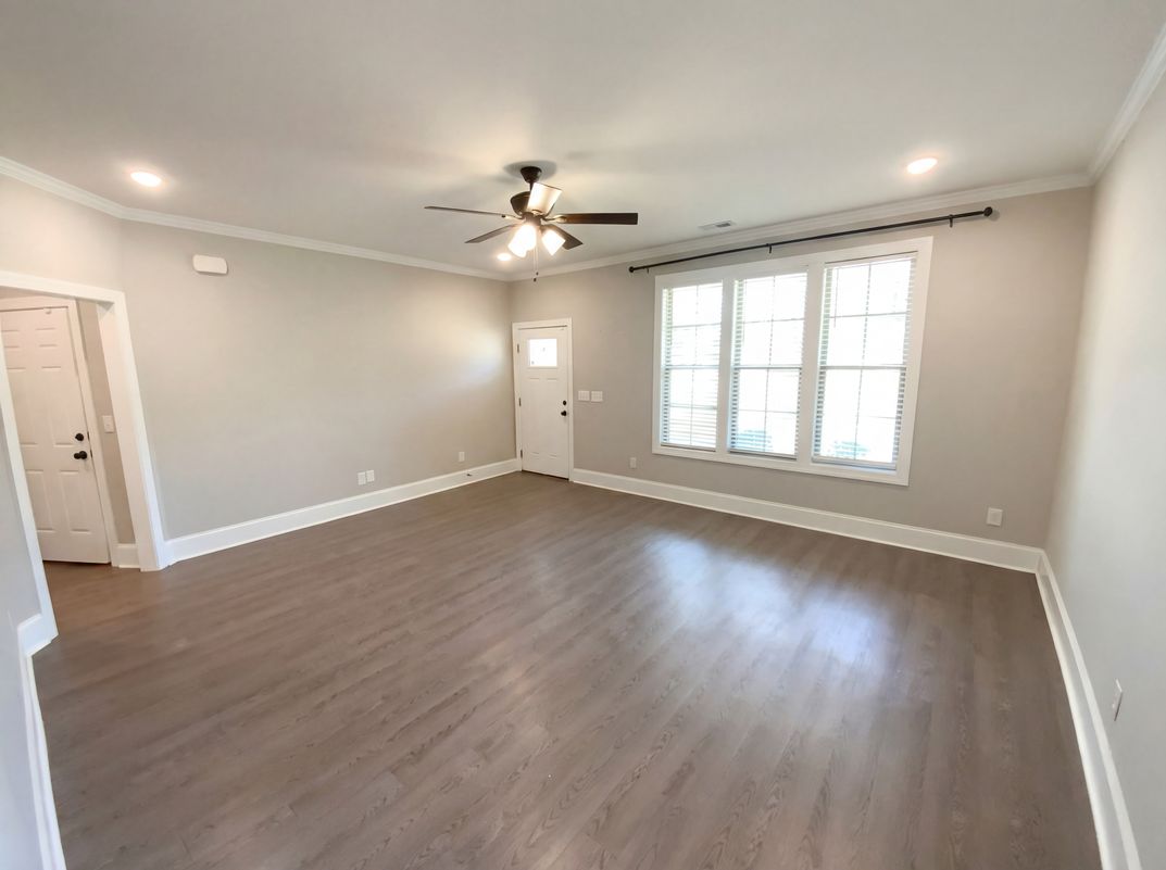 Property photo 3 of 429 Old Speedway Dr NW