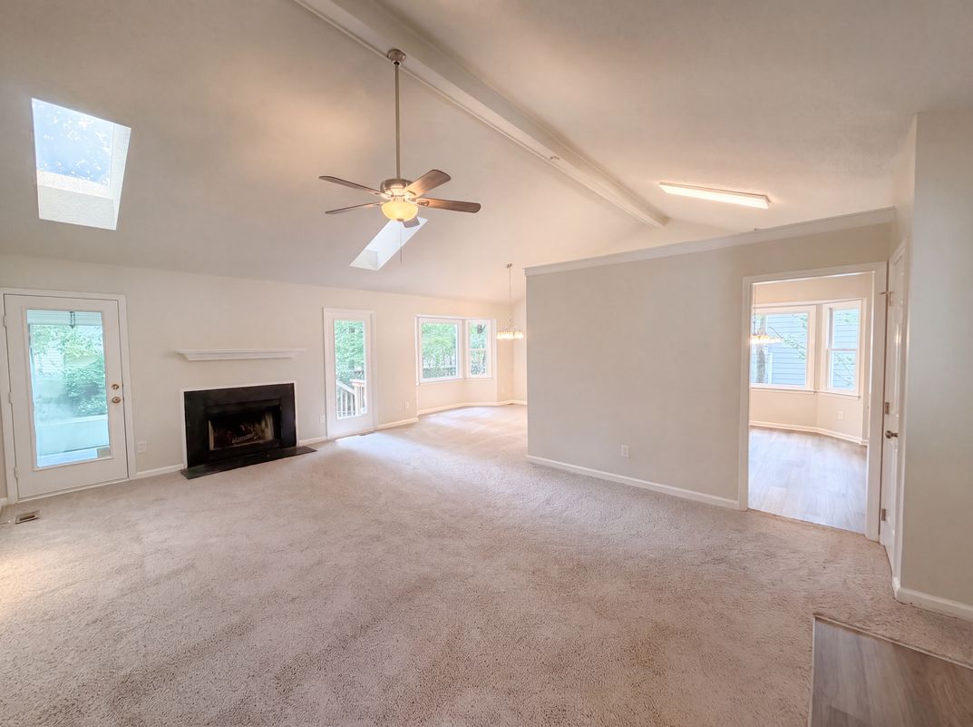 Property photo 3 of 1004 Clifford Dr