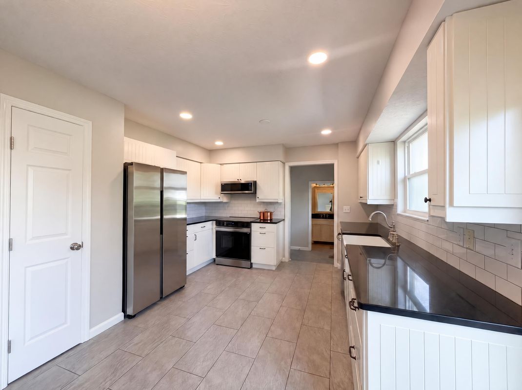 Property photo 2 of 4320 Pheasant Trail Ct