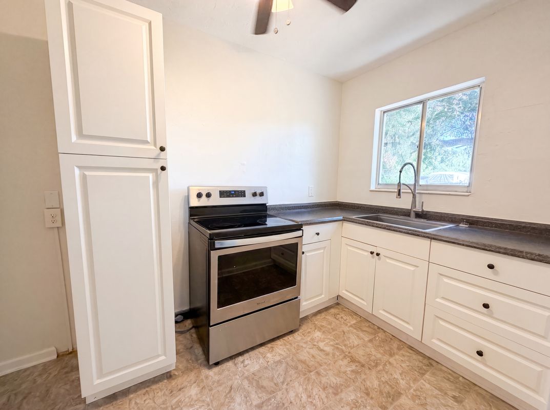 Property photo 2 of 2235 45th Ave N
