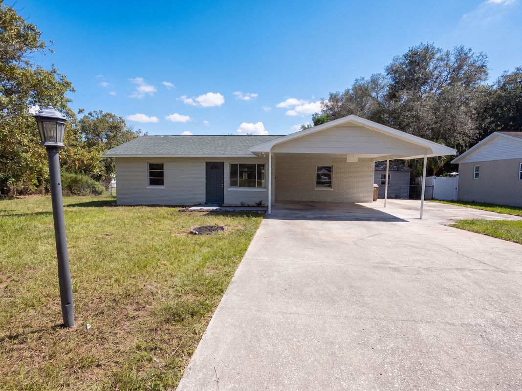 Property photo 1 of 4526 Eagles Nest Rd
