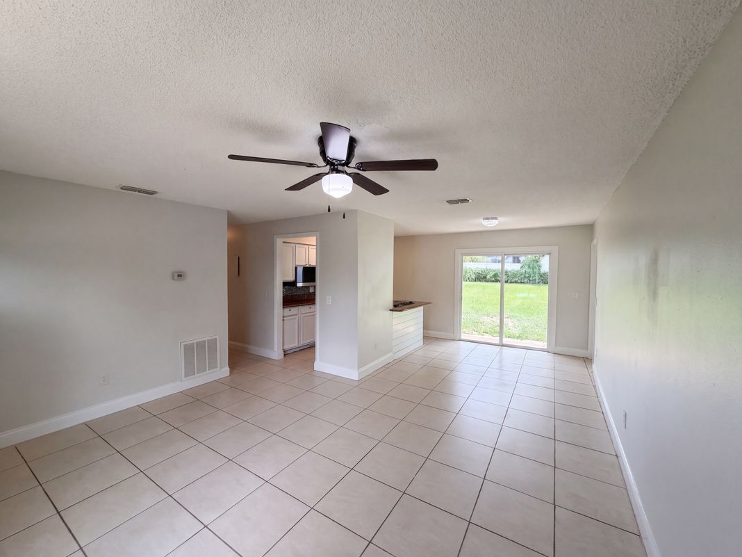 Property photo 3 of 1336 Nadine Dr