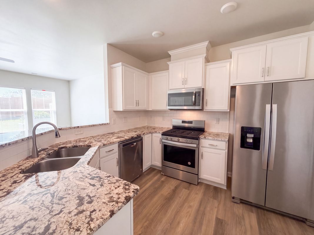Property photo 2 of 1053 Laceflower Dr