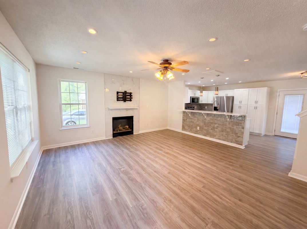 Property photo 3 of 6032 Briggs Dr
