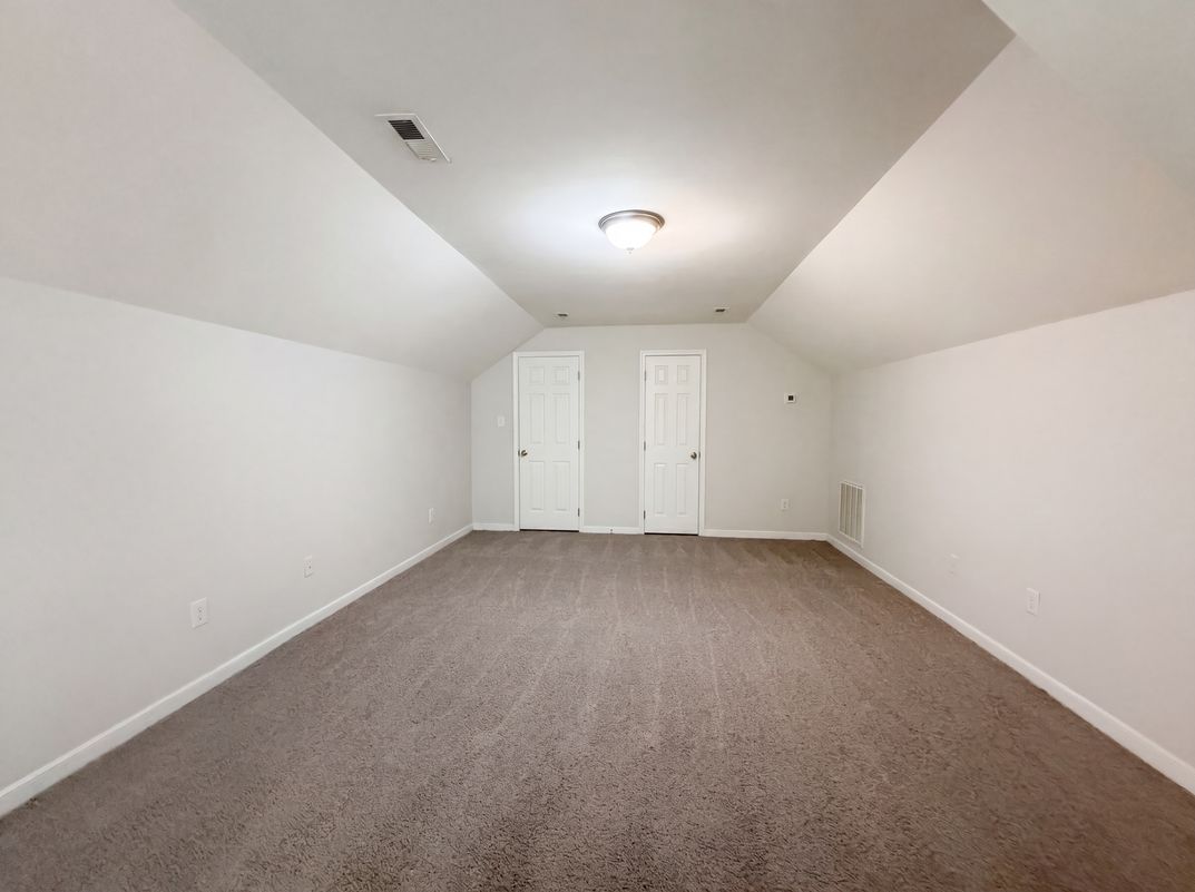 Photo 23 of 26 of 14725 Grand Forest Ct, South Chesterfield, VA