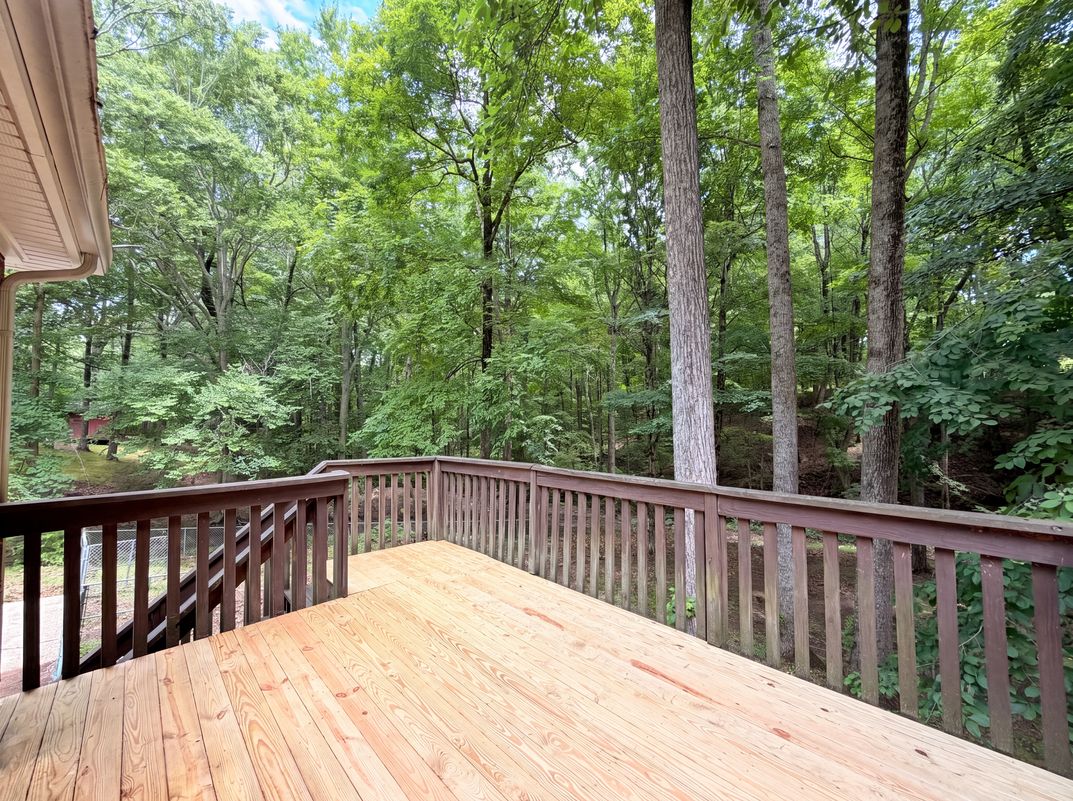 Photo 17 of 19 of 206 Diana Dr, Dickson, TN