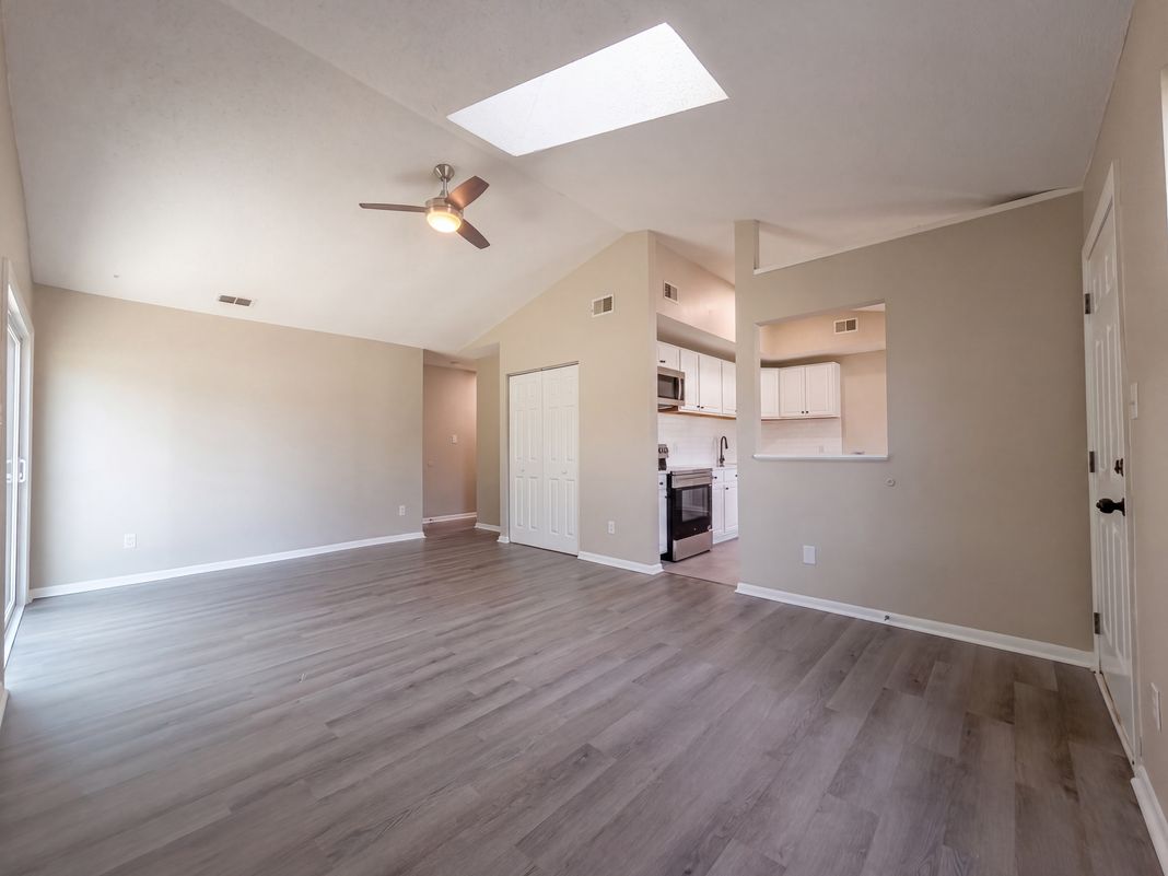 Property photo 3 of 1549 Bingham Dr