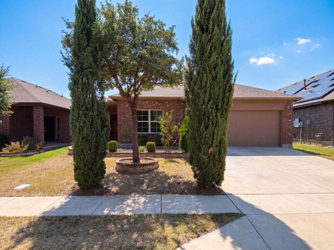 Property photo 1 of 1728 Jacona Trl