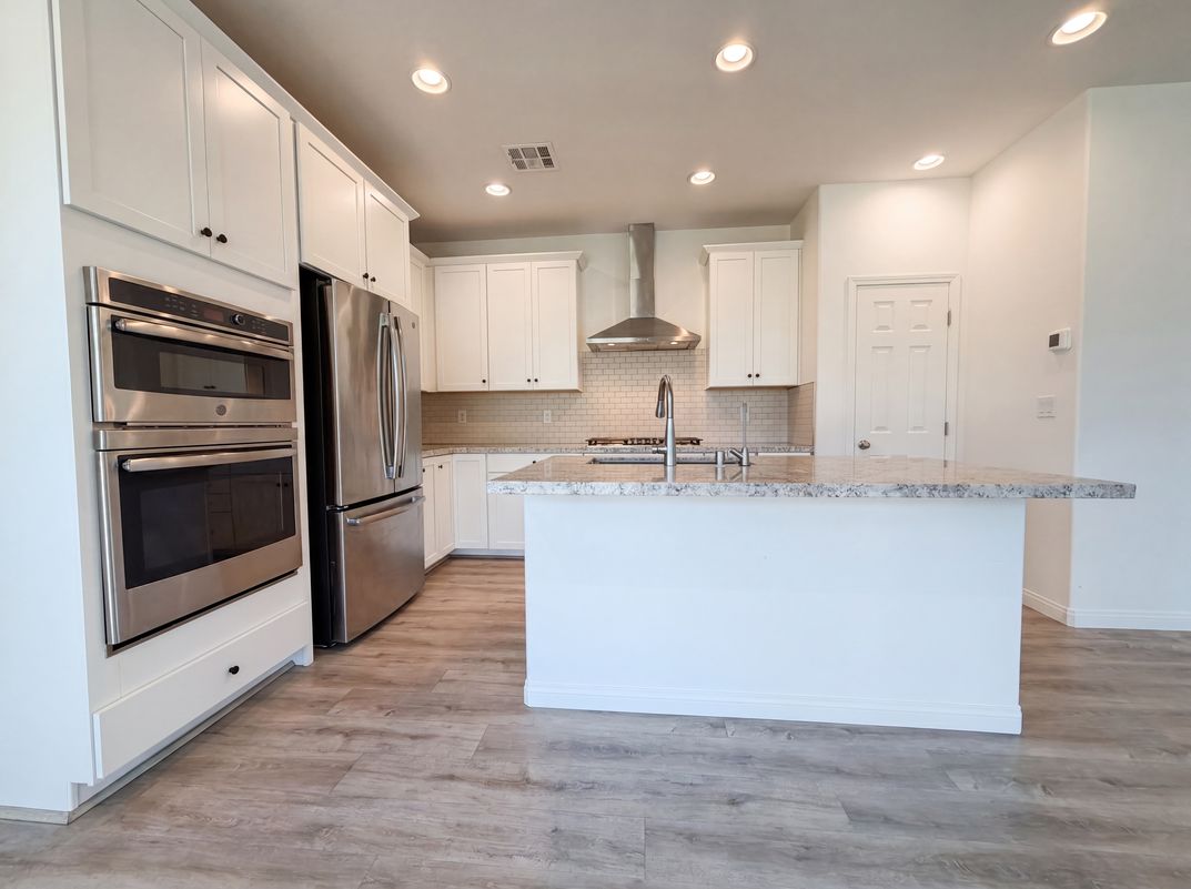 Property photo 2 of 6238 Ashley Hills Ave