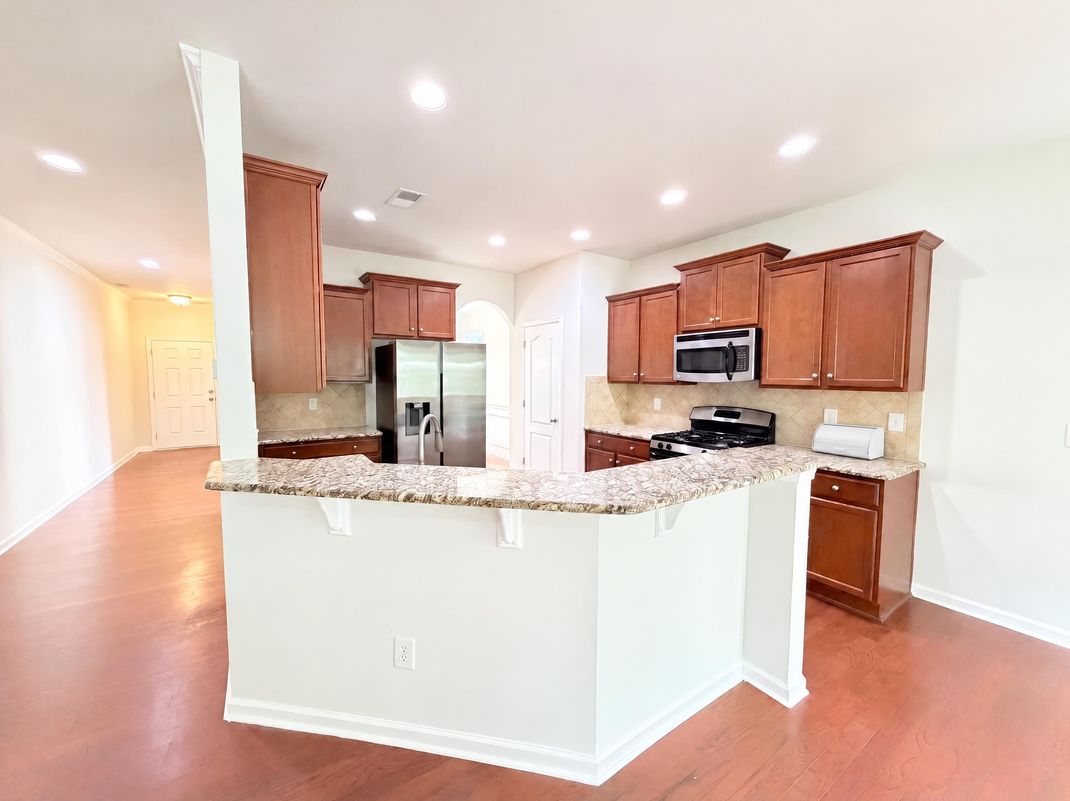Property photo 2 of 7230 Kinley Commons Ln