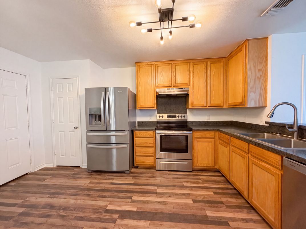 Property photo 2 of 3132 Evangeline Rd