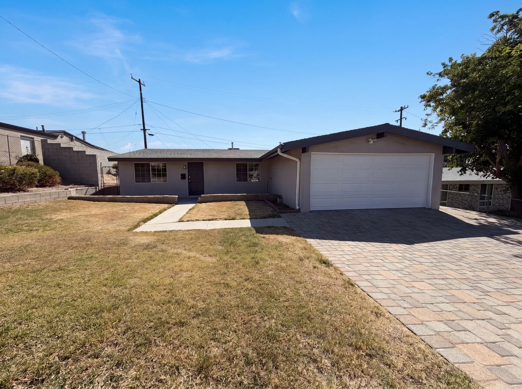 Property photo 1 of 19016 Felbridge St