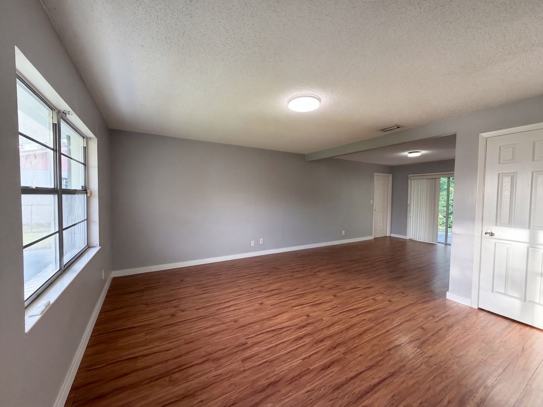 Property photo 3 of 293 Michael Ave