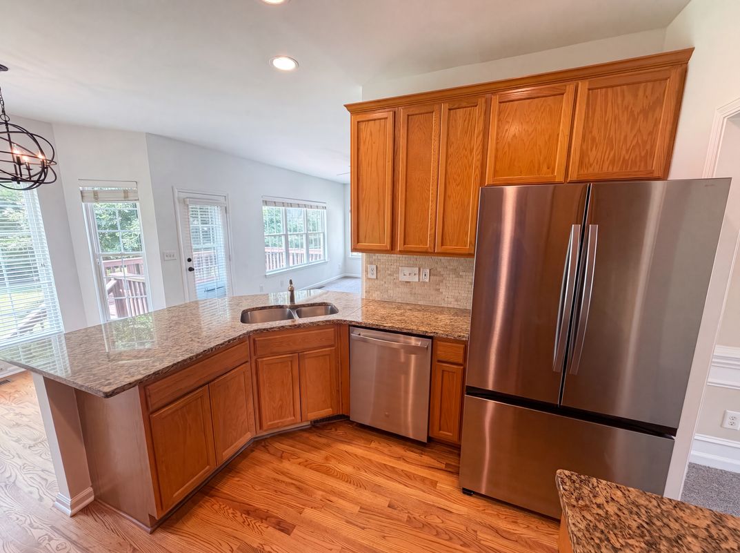 Property photo 2 of 2318 Phlox Ct