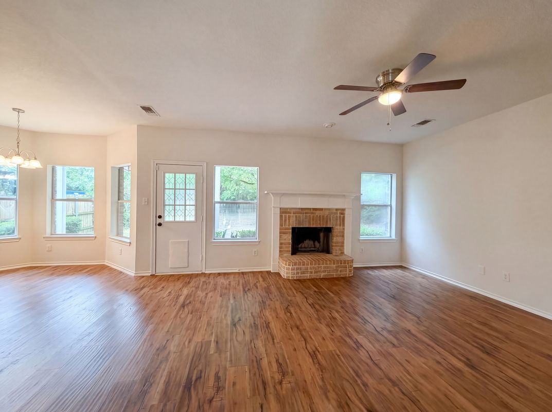 Property photo 3 of 6218 Kingswood Dr