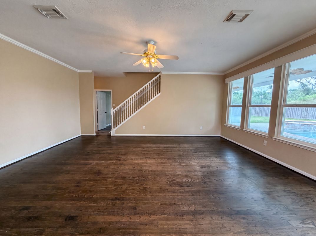 Property photo 3 of 16507 Cypress Brook Ct