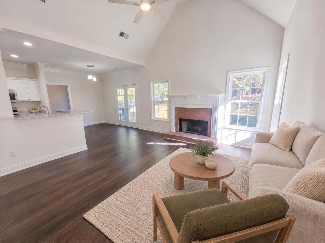 Property photo 3 of 100 Pine Shoals Trl