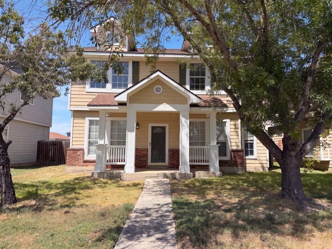 Property photo 1 of 5759 Midcrown Dr