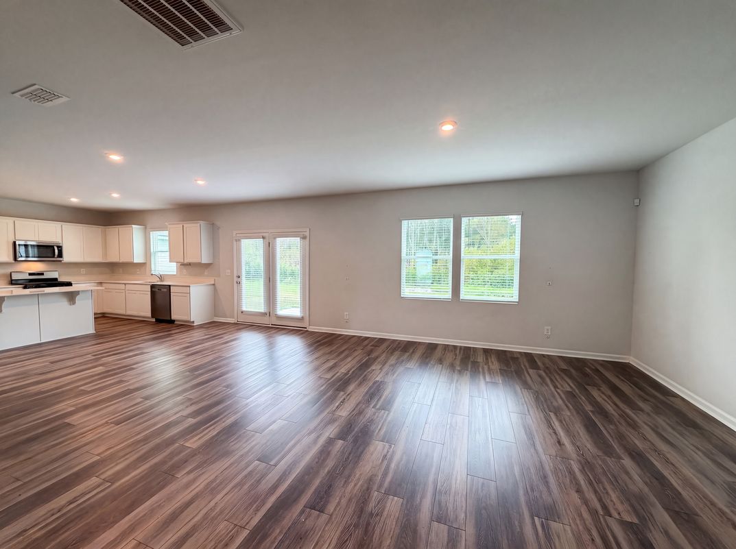 Property photo 3 of 1165 Eagleston Way