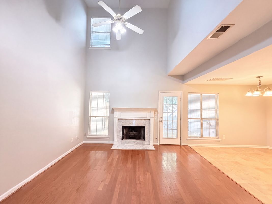 Property photo 3 of 531 Canyon Park Dr