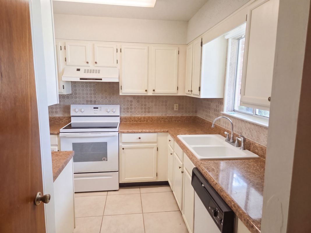 Property photo 2 of 2 Cinderella Ln NW Unit A
